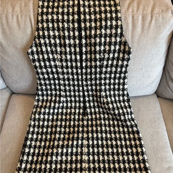 Alice + Olivia Clyde Houndstooth Tweed Sheath Dress - Picture 6 of 6